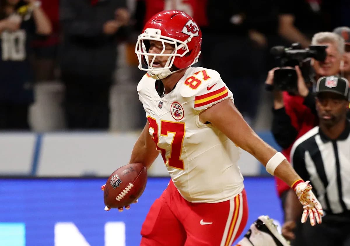 Former NFL LB Raises Major Question About Travis Kelce ...