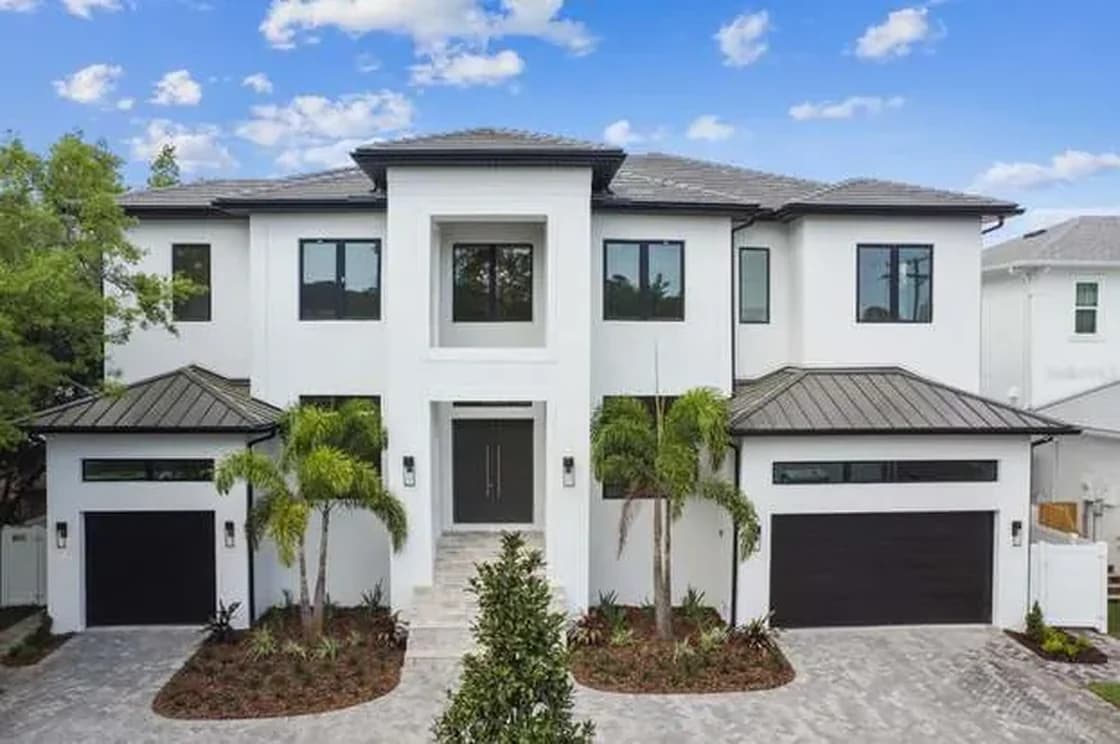 Hurricane Rated Impact Garage Doors Miami