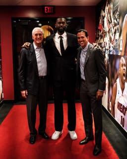 @MiamiHEAT: Suited up 😎 https://t.co/nggTSMZauL