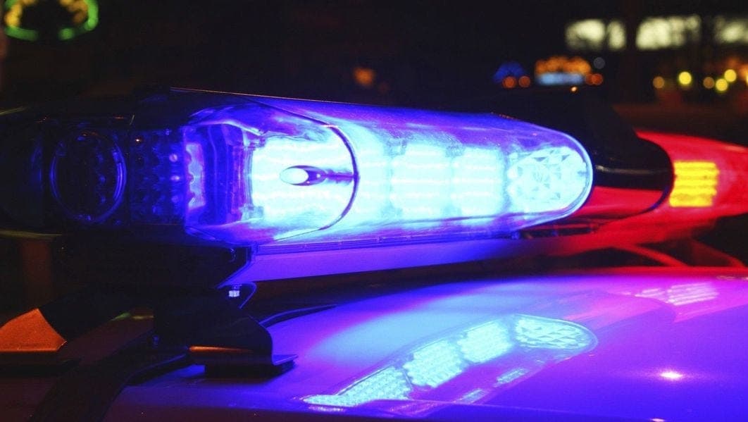 28-year-old woman dies after rollover crash in Davenport