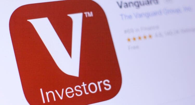3 Best Vanguard ETFs to Profit from the AI and Tech Boom