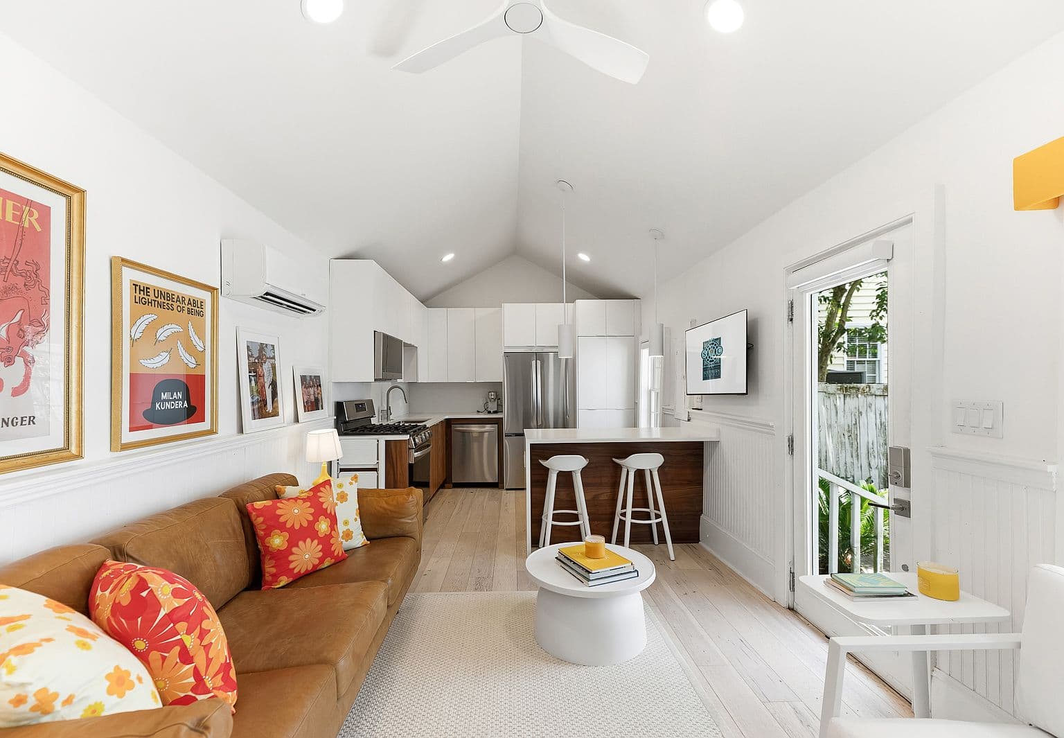 16 Duncan St APT C, Charleston, SC 29403