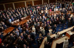 CNN Poll: Voters favor Democrats by an 8-point margin heading into the midterms