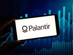 Citi Cuts Palantir Price Target to $210: Is the AI Software Multiple ...
