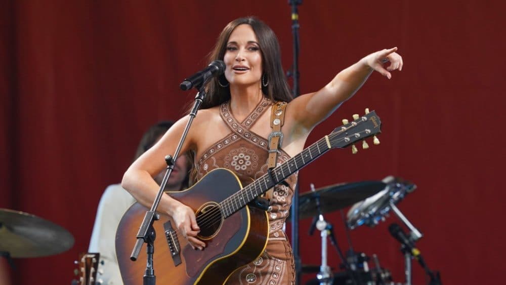 Kacey Musgraves to release new album 'Middle of Nowhere,' shares first single "Dry Spell" | 101.5 HANK FM
