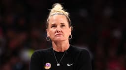 Sparks fire coach Roberts after team again misses playoffs