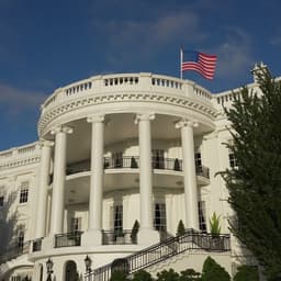 The White House is ordering agencies to place its new app on all employees' ...