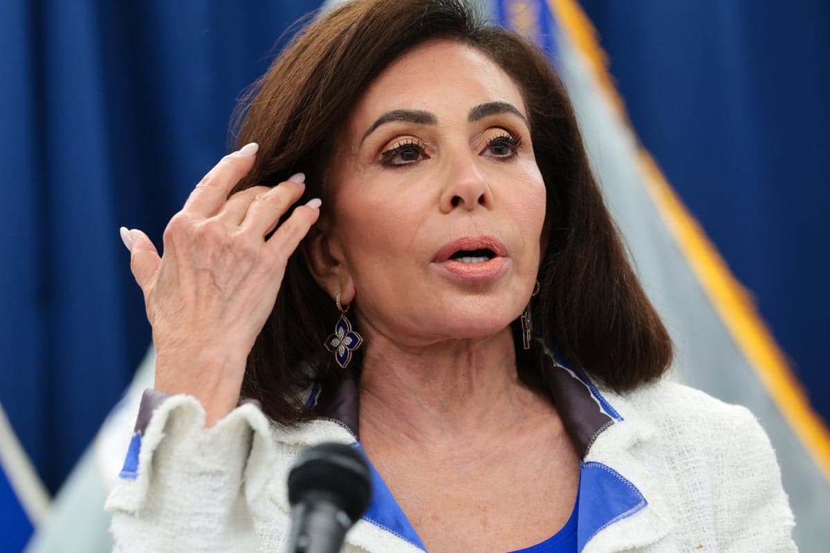 Jeanine Pirro faces bar complaint over attempt to charge ...