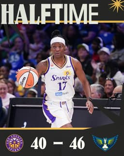 @LASparks: Keeping it close. https://t.co/3qdTOexcjk