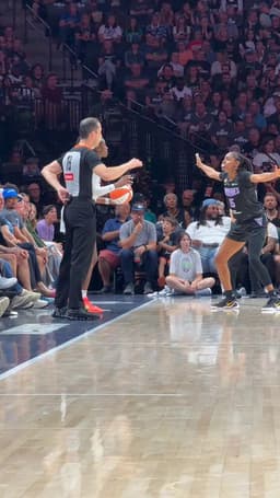 @WNBA: Maya Caldwell has the hot hand 🔥

She's 3/4 from beyond the arc and 3/4 from the field!

GSV-MIN | U...