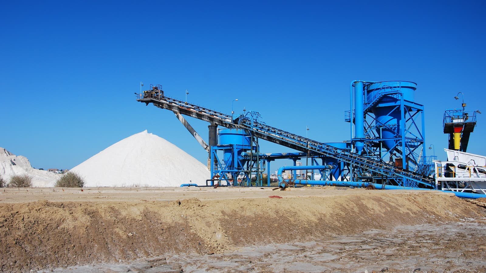 3 Rare Earth Stocks To Own In October 2026