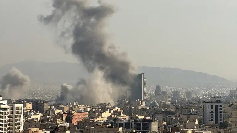 Washington is drowning the Iran War in noise