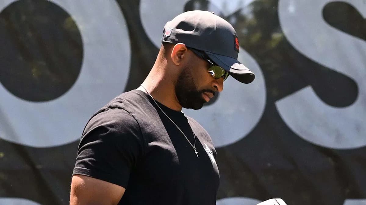 Browns Trade Pitch Swaps $60 Million Pro Bowler to Lions for ...