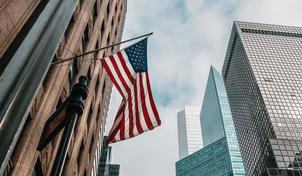 NFP, CPI, Oil Crash, and De-escalation Shift Focus; Fed Decision Triggers Tech Selloff; PCE at 4.1% Reinforces Inflation; Fed Abandons Forward Guidance; NFP Miss Pushes Dow to Record Close 52,900