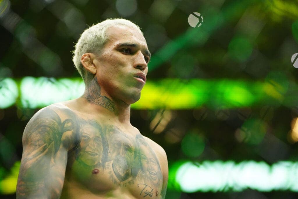 Charles Oliveira Reveals Truth Behind Career-Threatening Injury in First Max Holloway Fight - NY FIGHTS