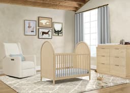 Navigating the First Year: Tips for New Moms