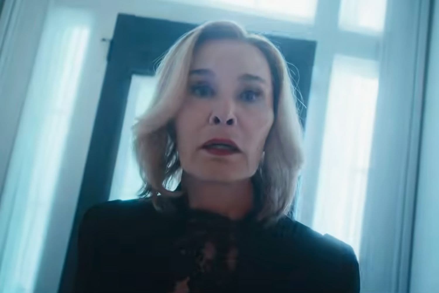 Jessica Lange says FX wouldn't pay for 'AHS' stars to ...