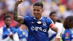 Manchester City refuse to give up on Chelsea star Enzo ...