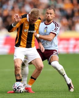 @premierleague: A goalless 45 minutes at the MKM stadium 🏟️

Will @HullCity or @AstonVilla find a winner in the seco...