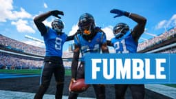 Will Lee III recovers fumble against Chicago Bears - Carolina Panthers