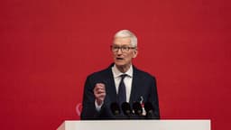 Apple's stunning AI failure and why insiders say it can win - TheStreet