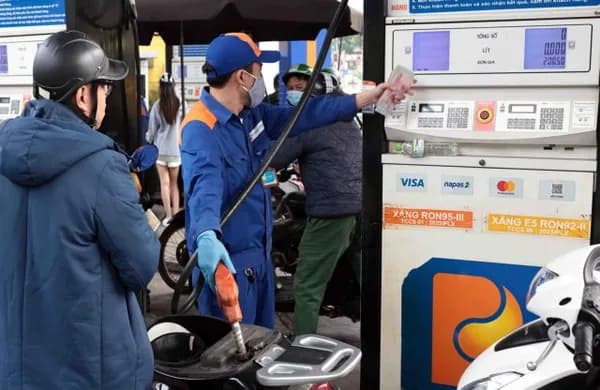 VN-Index jump over 36 points post Tết