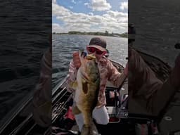 That’s A BAG KICKER!! #bassfishing #fishing #fish #bigfish