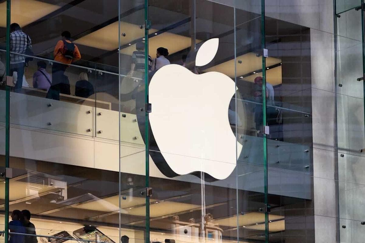 Apple Q2 2026 Earnings Surge as AI Memory Limits Draw Attention