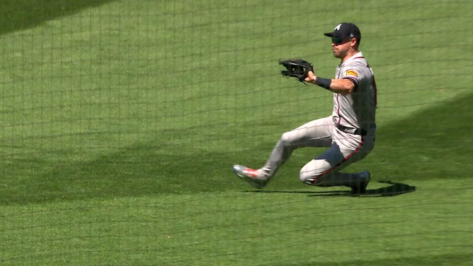 Lane Thomas' sliding catch | 09/07/2026 | Atlanta Braves - MLB.com