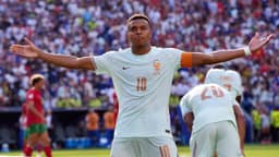 France skipper Mbappé claims place in World Cup legend ...
