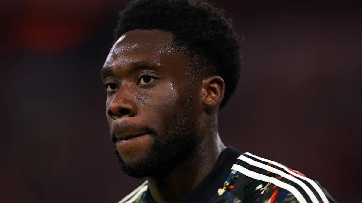 FC Bayern would consider Alphonso Davies sale if a "big ...