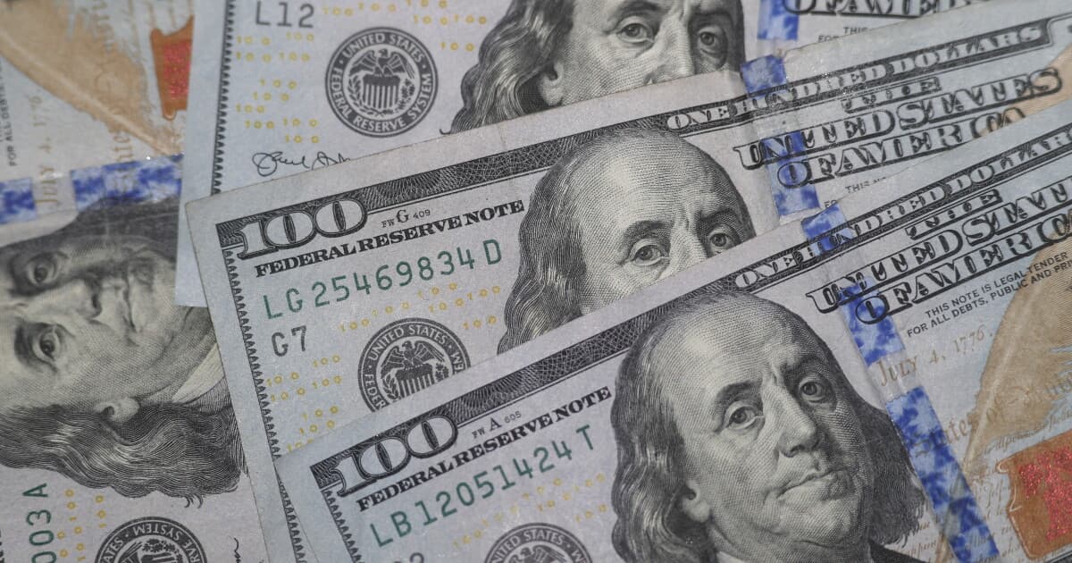 Ever wonder how the Fed's interest rate actually works? We've got ...