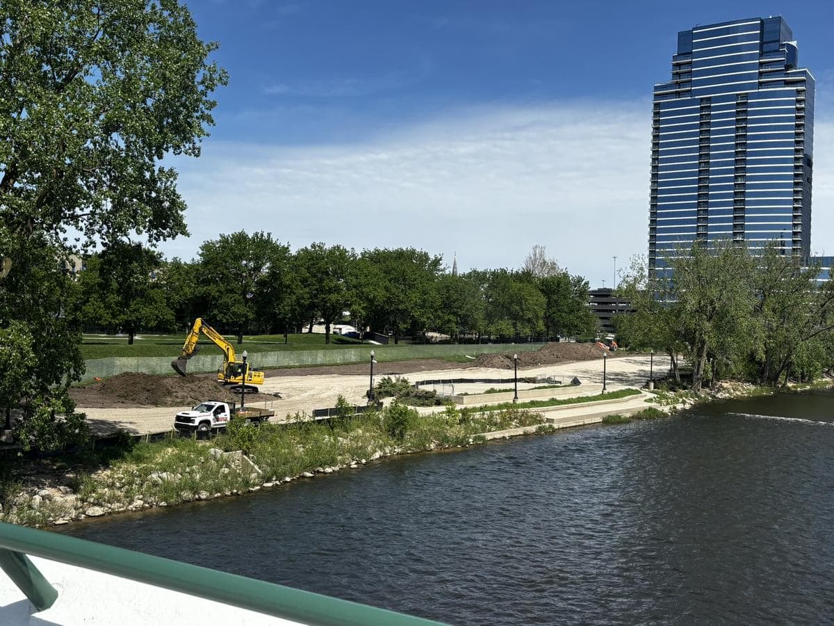 What's Going On at the Grand River in Downtown Grand Rapids?