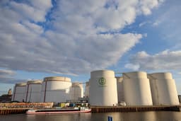 Energy Markets Signal Winter Crisis and Rising Interest Rates
