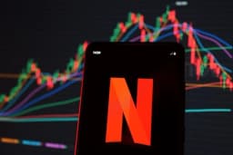 Netflix Rebounds After Price Hike, Warner Bid Withdrawal; Goldman Raises Target to $120