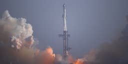 SpaceX's Starship V3 deploys most advanced Starlink ...