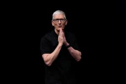 Apple may have revealed a big earnings clue by announcing Tim ...