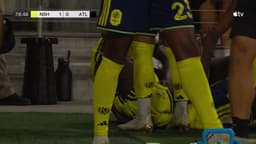 @MLS: BREAKTHROUGH FOR NASHVILLE! 💪

Shak Mohammed heads home to put @NashvilleSC in front. https://t.co/s...