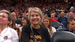 @WNBA: Hawkeyes representing for tonight's game 🖤💛

Former Iowa Women's Basketball Head Coach Lisa Bluder a...