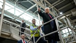 Democratic Senators Push to Bar Chinese Automakers From Building Factories in the US | EV