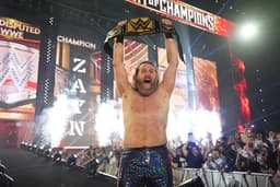 WWE Friday Night SmackDown Full Card, Predictions ...
