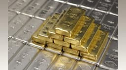Gold & Silver FY27 Outlook: Bullish Despite Risks: Rediff Moneynews