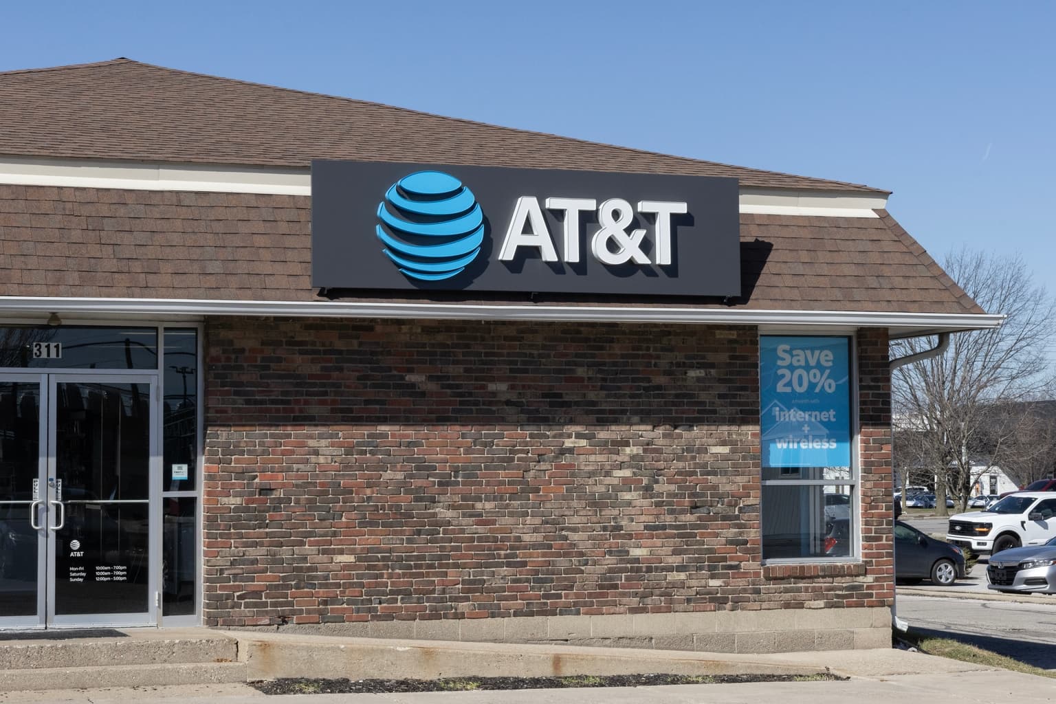 AT&T: Locking In A Fixed Yield Ahead Of Large Investment Cycle (NYSE:T) | Seeking Alpha