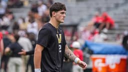 Jared Curtis Still Day-To-Day Ahead of Vanderbilt Football ...