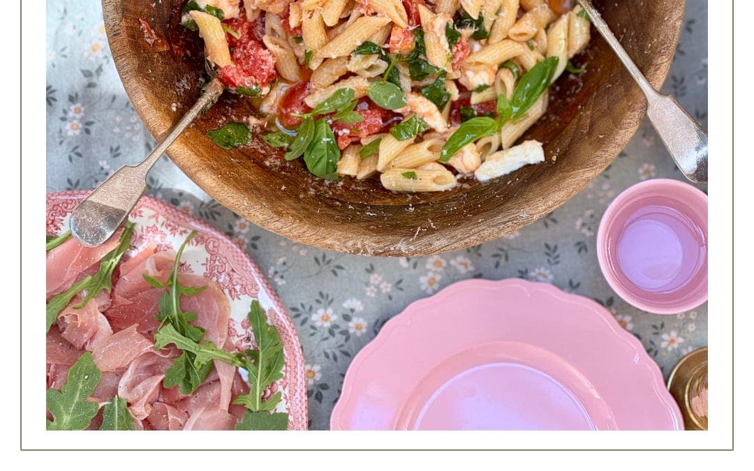 My Mum's Tomato, Mozzarella & Basil Pasta - dinner tonight
