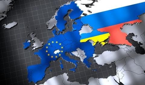Alastair Crooke: Russia Is Changing Fast & Ukraine Proxy War Enters Dangerous New Phase