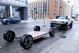 GM says new battery chemistry will enable 400-mile range EVs