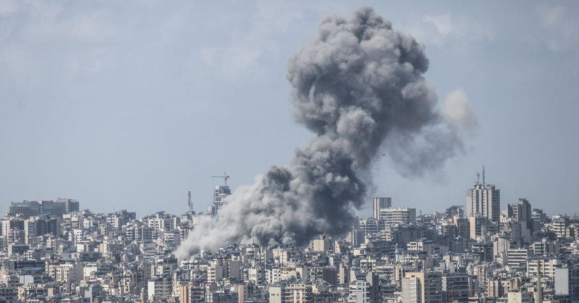 Iran–Israel–US–Lebanon hostilities escalate; central/southern Beirut bombings/evacs/300k/1,150 inj/200+ Hezbollah kills/2K total/Iran ceasefire violation call, Trump pause/Vance Pakistan talks/Al Aqsa smoke/Tyre strikes/nuclear signals/WW3 warnings, missiles/Bahrain strike/IRGC threats/Austin shooting/Oman evac