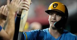 Pratt drives in 4 runs in the Brewers' 10-7 win over the Reds