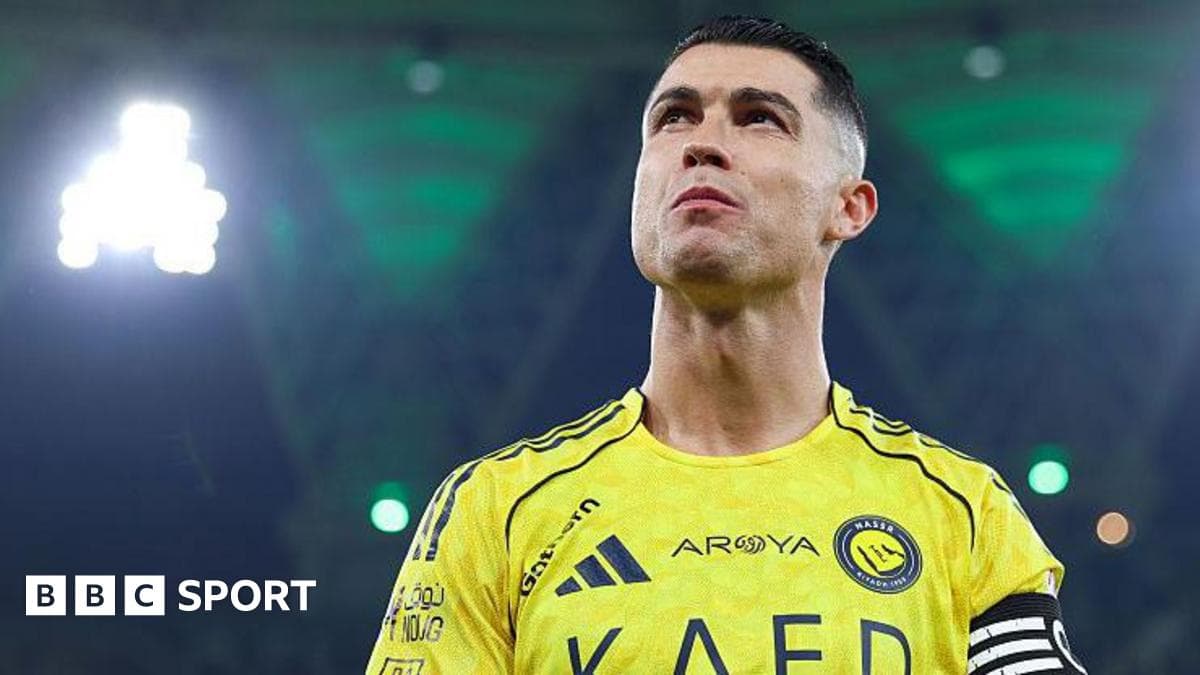 Cristiano Ronaldo buys 25% share in Spanish second division side Almeria  - BBC Sport